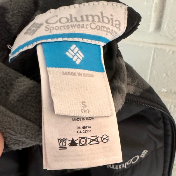 Boys reversible Columbia vest - Picture 5 of 5
